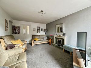 Lounge- click for photo gallery